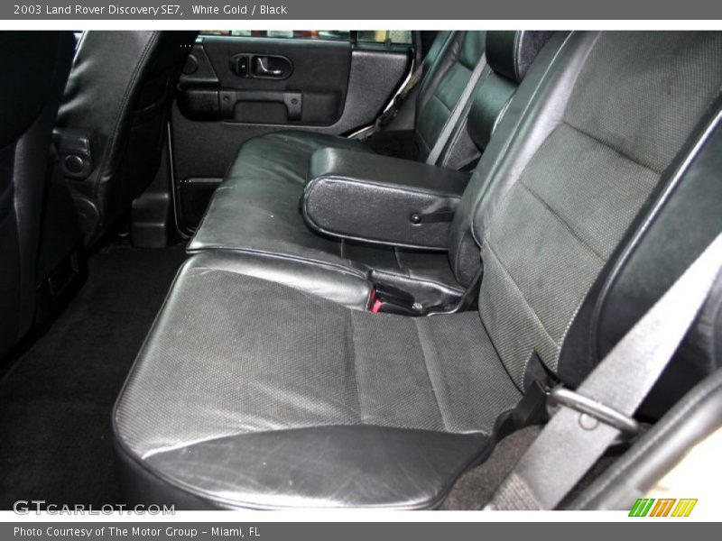 White Gold / Black 2003 Land Rover Discovery SE7