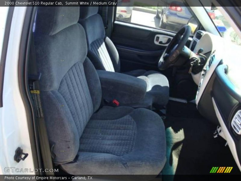 Summit White / Medium Gray 2000 Chevrolet S10 Regular Cab