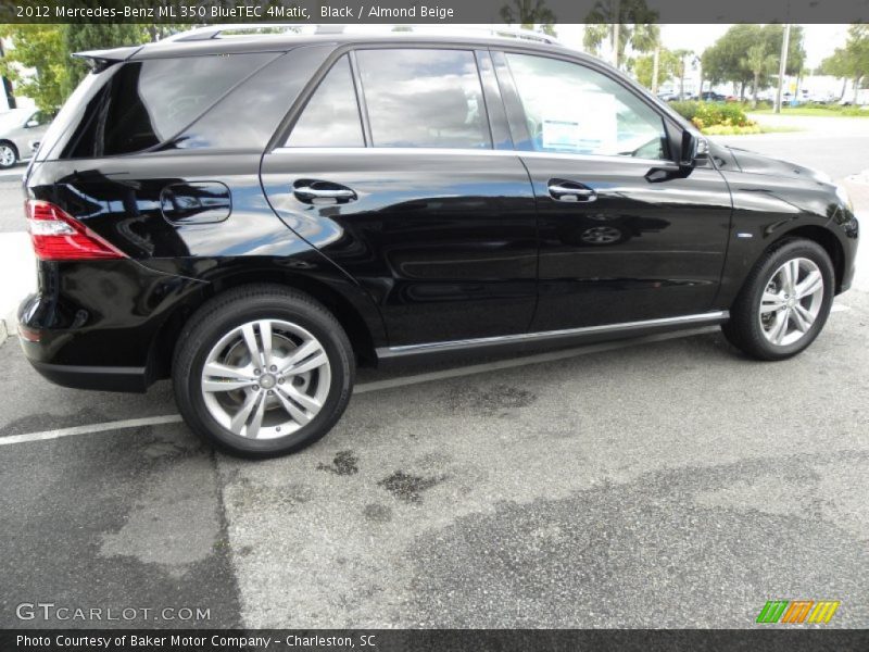 Black / Almond Beige 2012 Mercedes-Benz ML 350 BlueTEC 4Matic