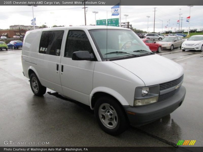 Summit White / Medium Gray 2005 Chevrolet Astro AWD Cargo Van