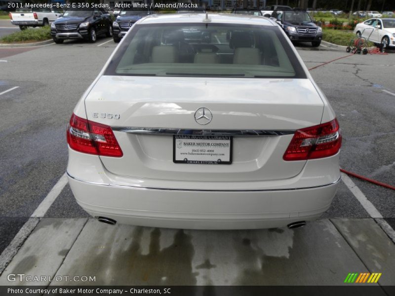 Arctic White / Almond/Mocha 2011 Mercedes-Benz E 350 Sedan