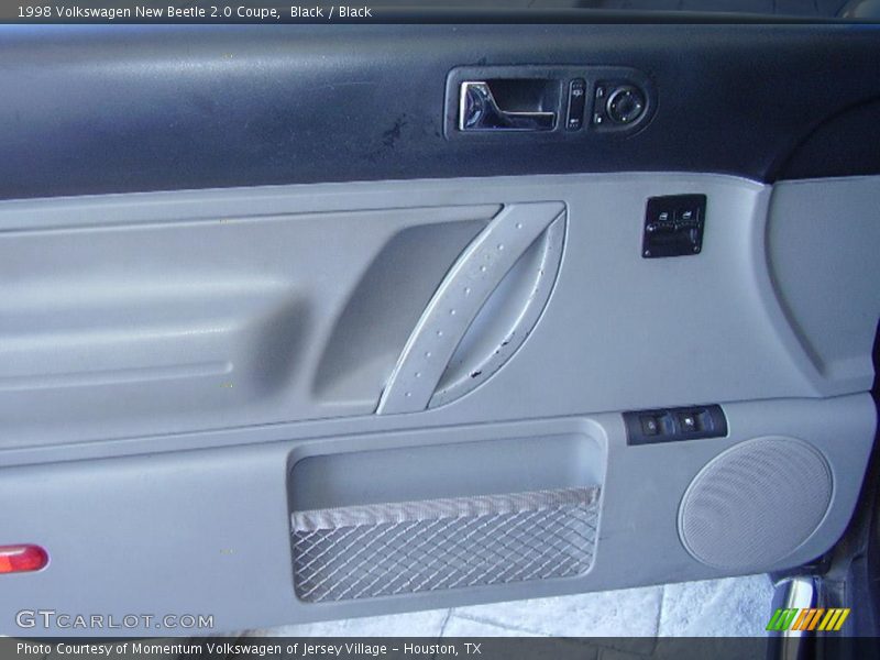 Black / Black 1998 Volkswagen New Beetle 2.0 Coupe