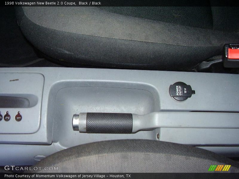 Black / Black 1998 Volkswagen New Beetle 2.0 Coupe