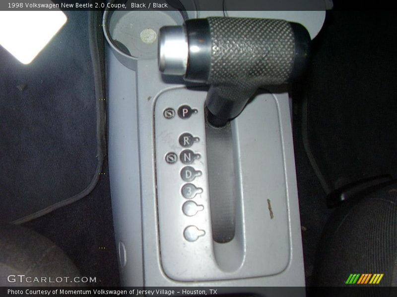Black / Black 1998 Volkswagen New Beetle 2.0 Coupe