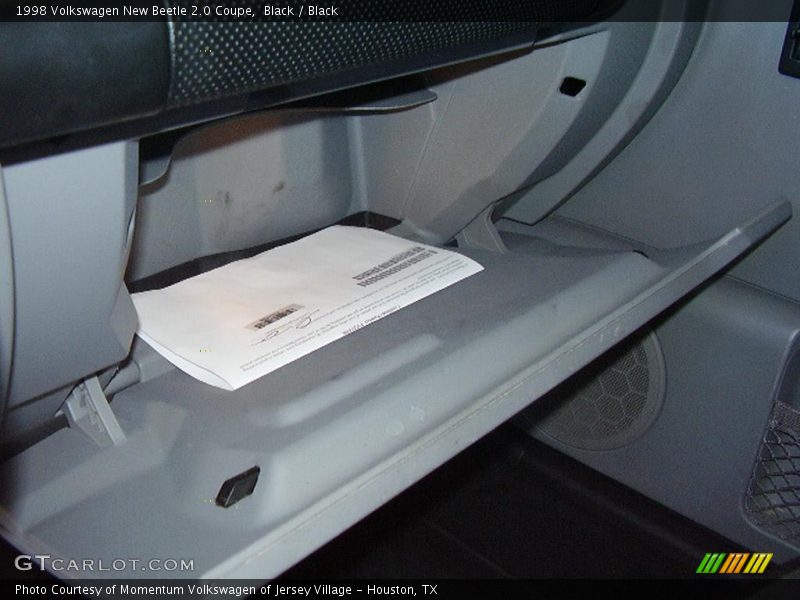 Black / Black 1998 Volkswagen New Beetle 2.0 Coupe