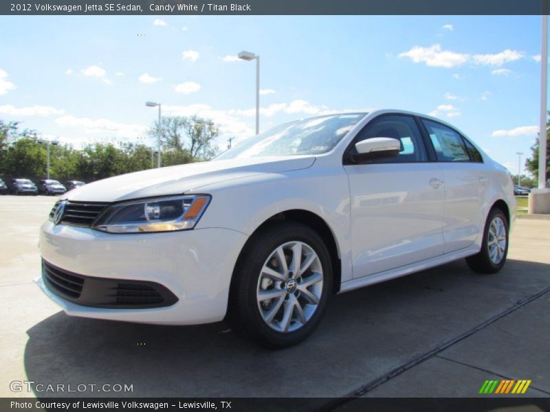 Candy White / Titan Black 2012 Volkswagen Jetta SE Sedan