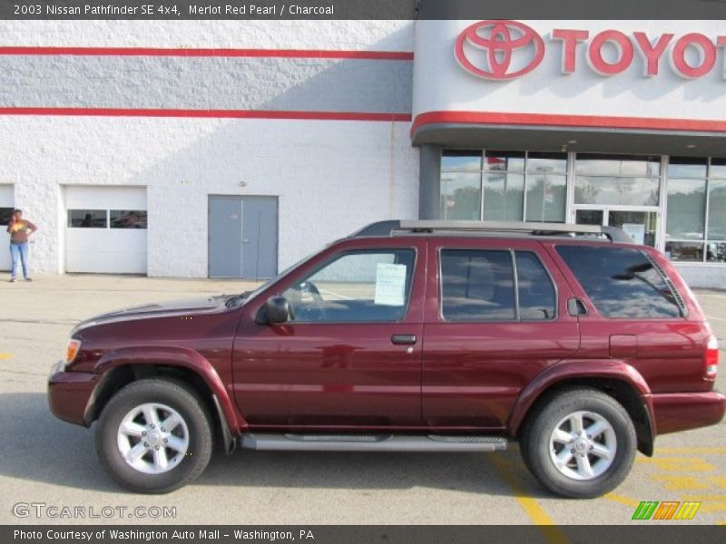 Merlot Red Pearl / Charcoal 2003 Nissan Pathfinder SE 4x4