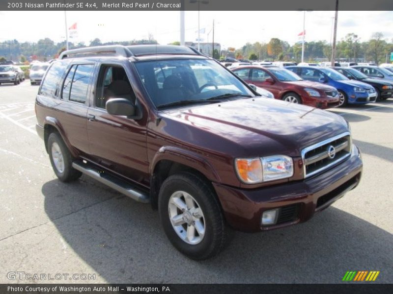 Merlot Red Pearl / Charcoal 2003 Nissan Pathfinder SE 4x4