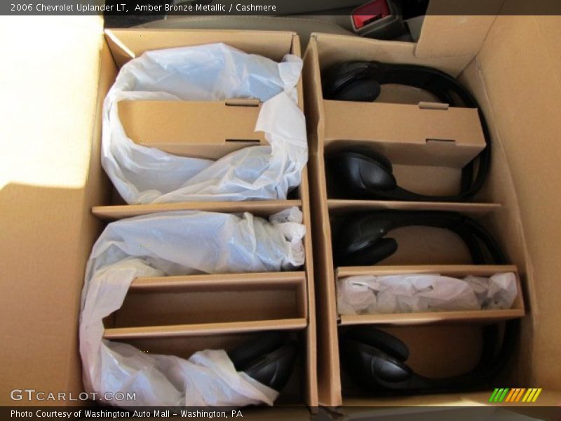 Amber Bronze Metallic / Cashmere 2006 Chevrolet Uplander LT