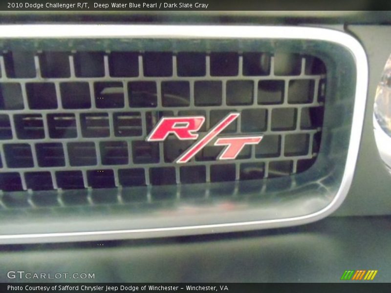  2010 Challenger R/T Logo