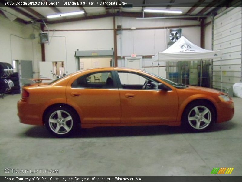  2005 Stratus R/T Sedan Orange Blast Pearl