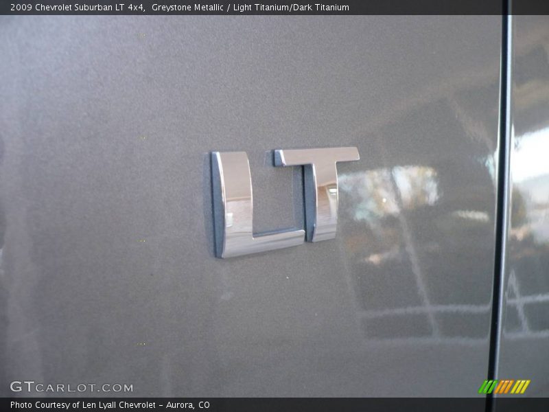 Greystone Metallic / Light Titanium/Dark Titanium 2009 Chevrolet Suburban LT 4x4