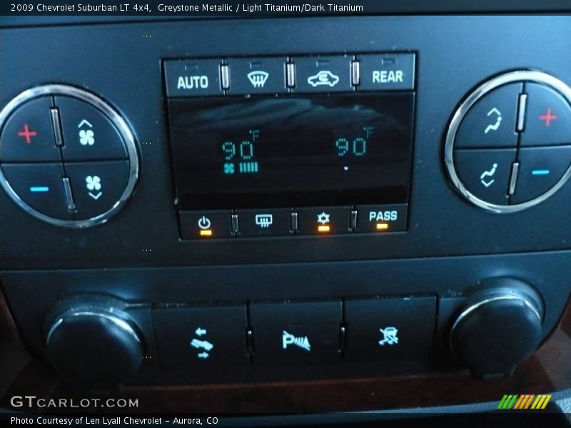 Greystone Metallic / Light Titanium/Dark Titanium 2009 Chevrolet Suburban LT 4x4