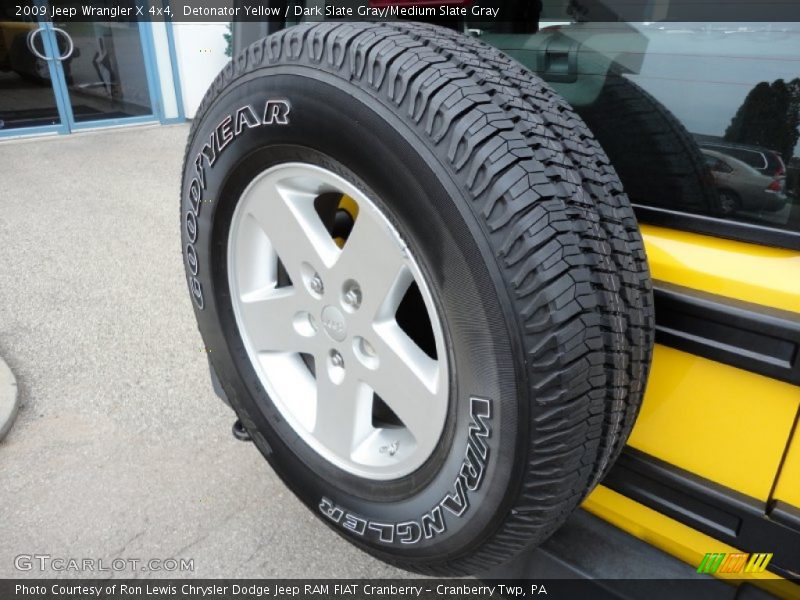 Detonator Yellow / Dark Slate Gray/Medium Slate Gray 2009 Jeep Wrangler X 4x4