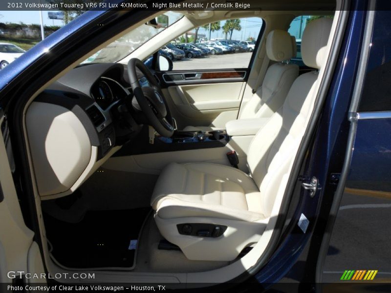 Night Blue Metallic / Cornsilk Beige 2012 Volkswagen Touareg VR6 FSI Lux 4XMotion