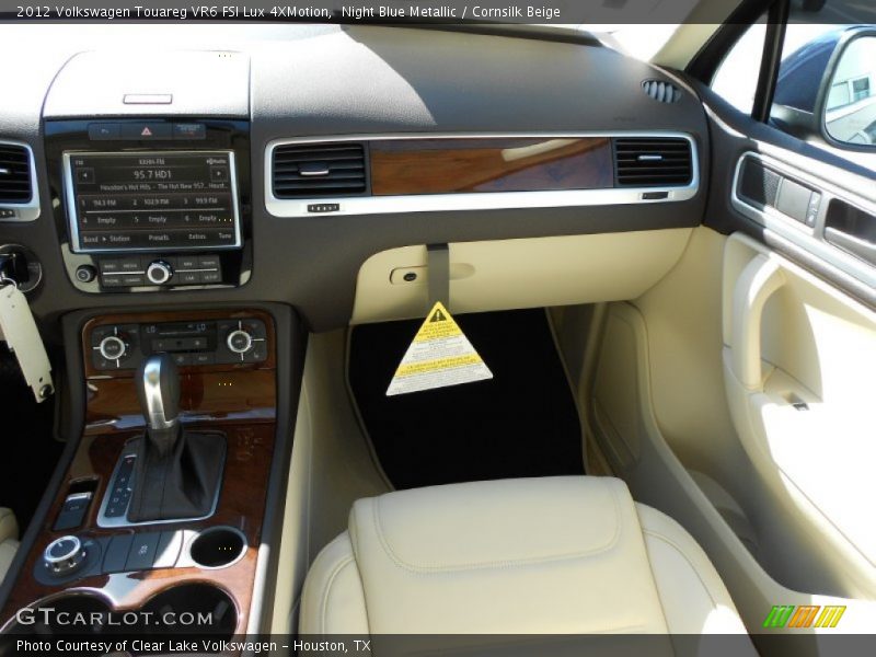 Night Blue Metallic / Cornsilk Beige 2012 Volkswagen Touareg VR6 FSI Lux 4XMotion