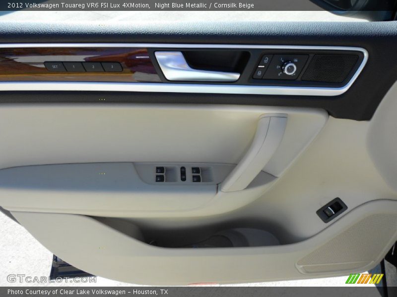 Night Blue Metallic / Cornsilk Beige 2012 Volkswagen Touareg VR6 FSI Lux 4XMotion