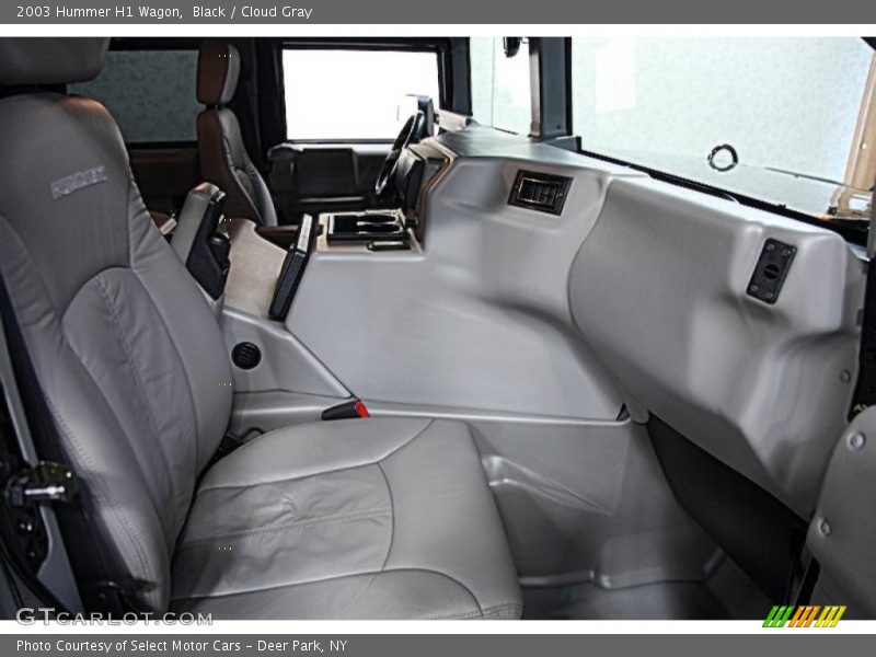  2003 H1 Wagon Cloud Gray Interior