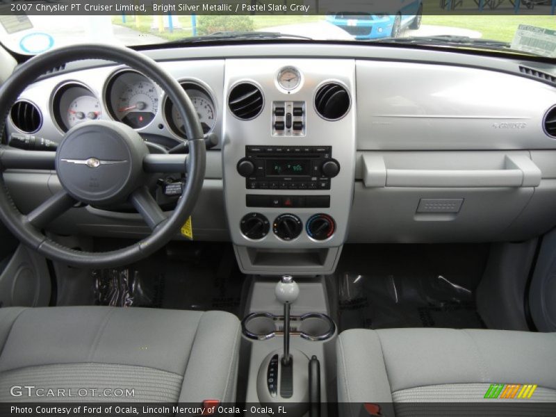 Dashboard of 2007 PT Cruiser Limited