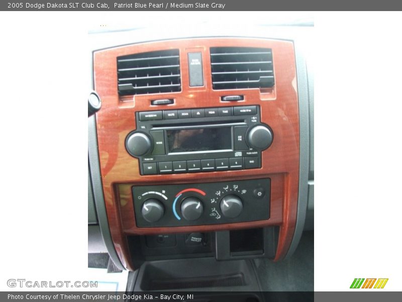 Patriot Blue Pearl / Medium Slate Gray 2005 Dodge Dakota SLT Club Cab