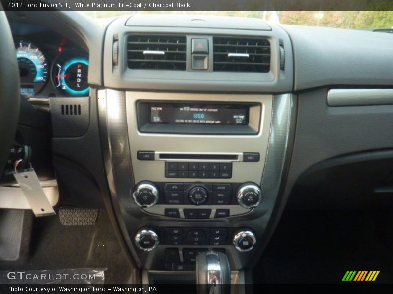 White Platinum Tri-Coat / Charcoal Black 2012 Ford Fusion SEL