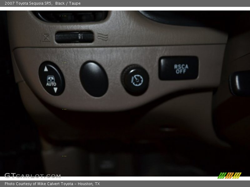 Black / Taupe 2007 Toyota Sequoia SR5