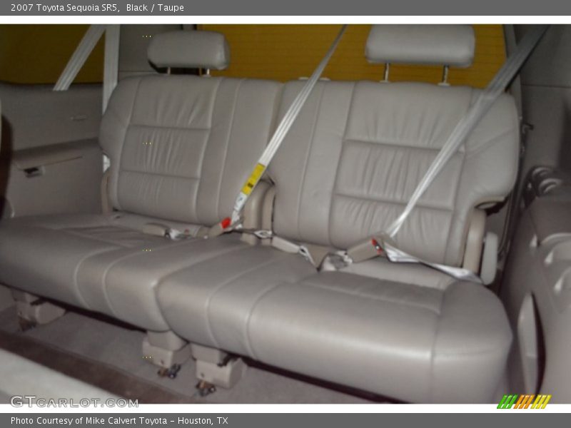 Black / Taupe 2007 Toyota Sequoia SR5