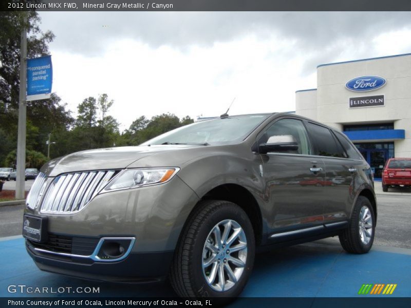 Front 3/4 View of 2012 MKX FWD