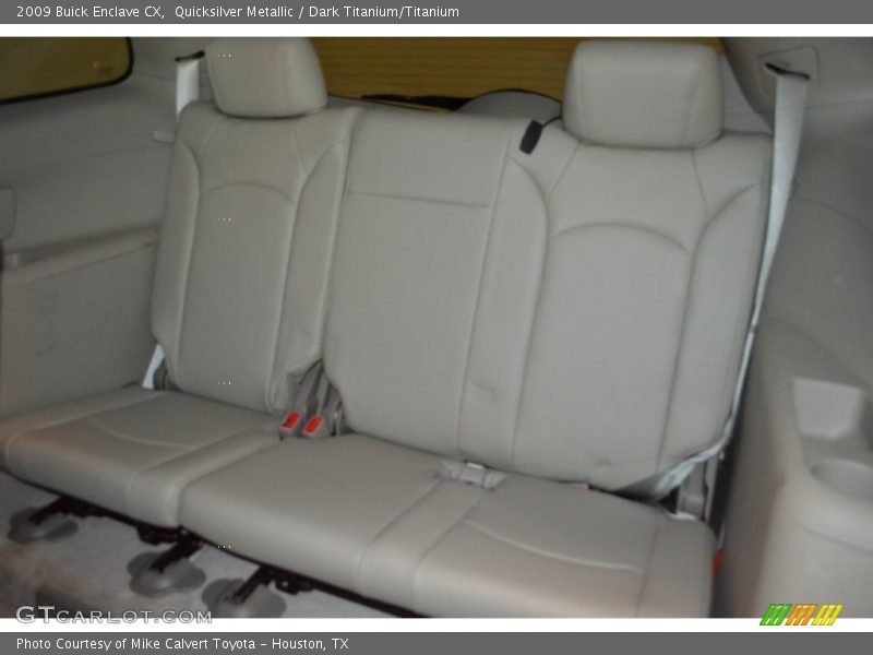 Quicksilver Metallic / Dark Titanium/Titanium 2009 Buick Enclave CX