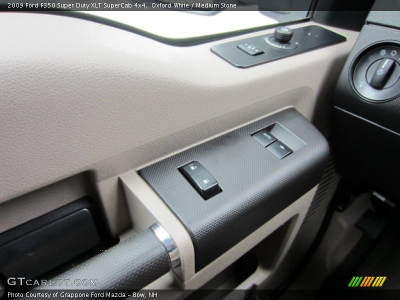 Controls of 2009 F350 Super Duty XLT SuperCab 4x4