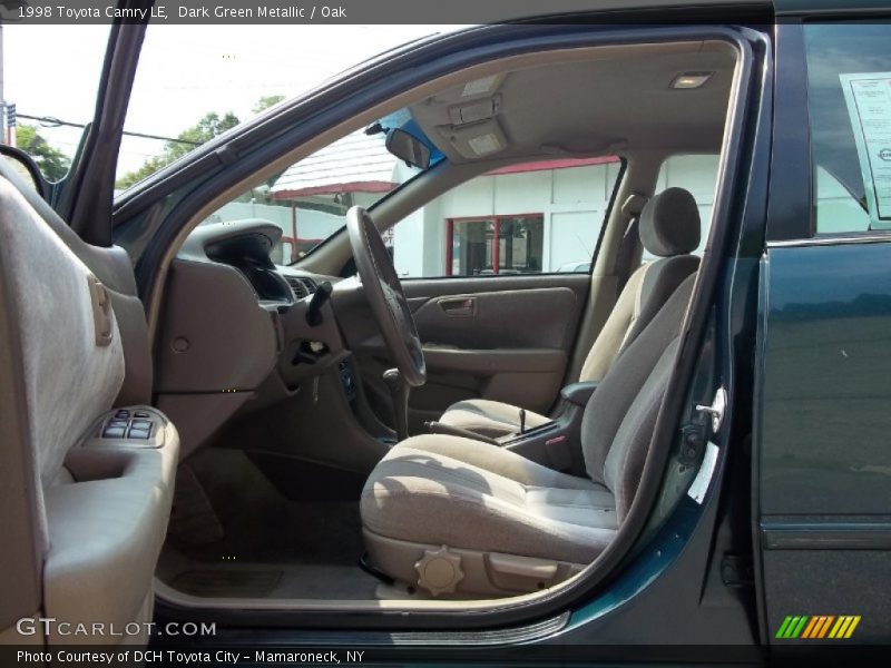 Dark Green Metallic / Oak 1998 Toyota Camry LE