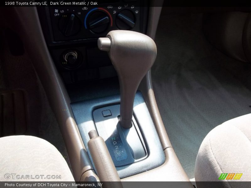 Dark Green Metallic / Oak 1998 Toyota Camry LE