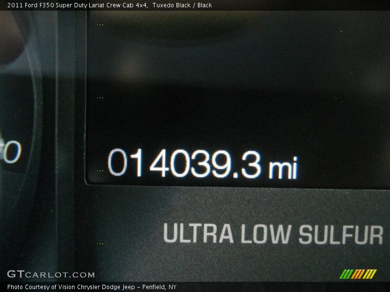 Tuxedo Black / Black 2011 Ford F350 Super Duty Lariat Crew Cab 4x4