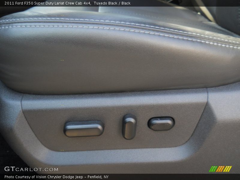 Tuxedo Black / Black 2011 Ford F350 Super Duty Lariat Crew Cab 4x4