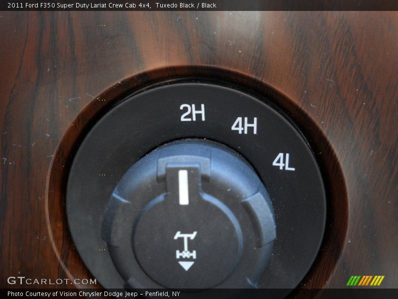 Tuxedo Black / Black 2011 Ford F350 Super Duty Lariat Crew Cab 4x4