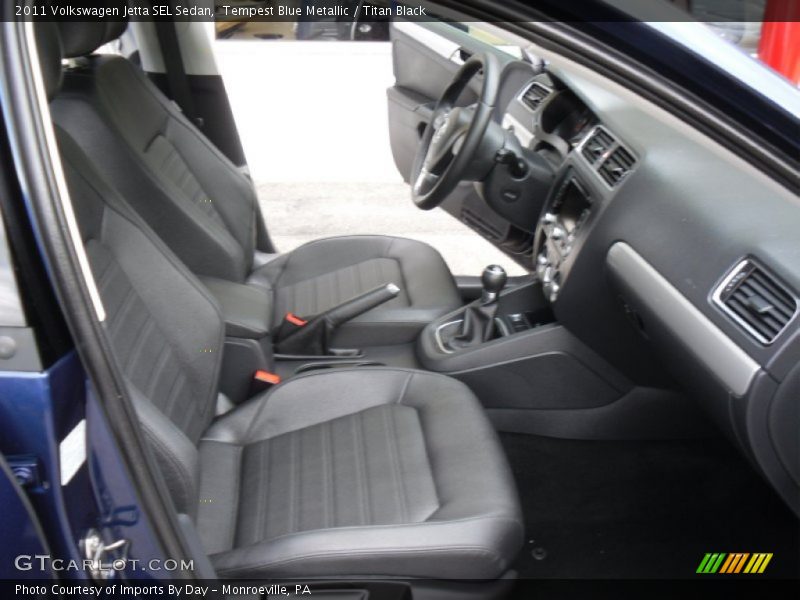 Tempest Blue Metallic / Titan Black 2011 Volkswagen Jetta SEL Sedan