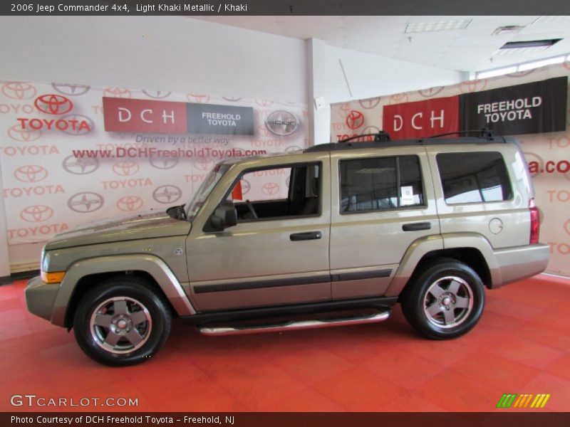 Light Khaki Metallic / Khaki 2006 Jeep Commander 4x4