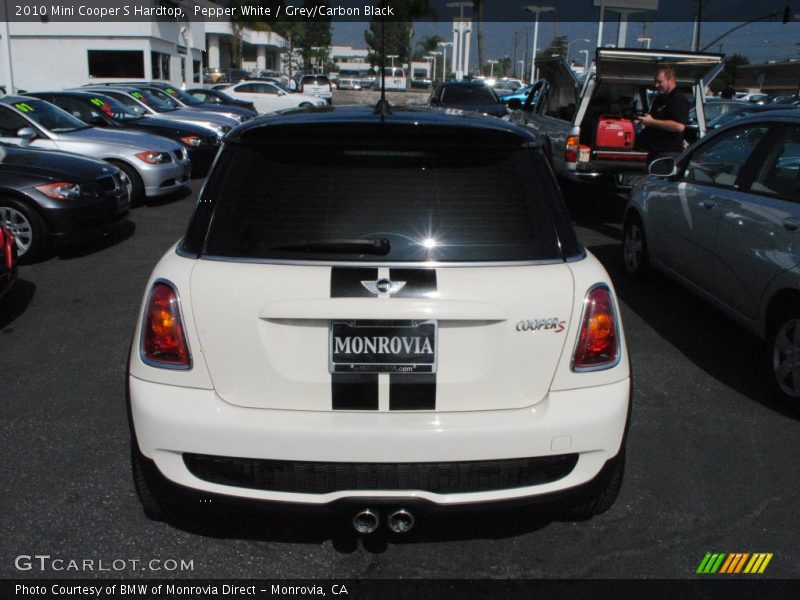 Pepper White / Grey/Carbon Black 2010 Mini Cooper S Hardtop