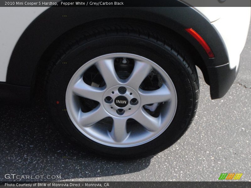 Pepper White / Grey/Carbon Black 2010 Mini Cooper S Hardtop