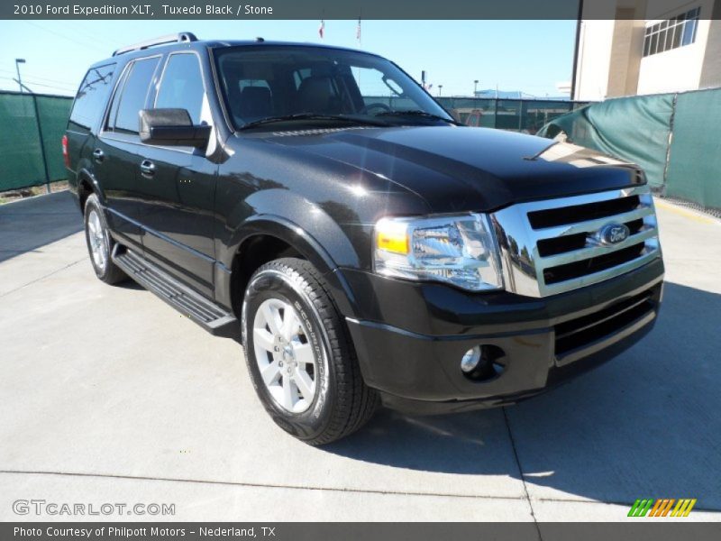 Tuxedo Black / Stone 2010 Ford Expedition XLT