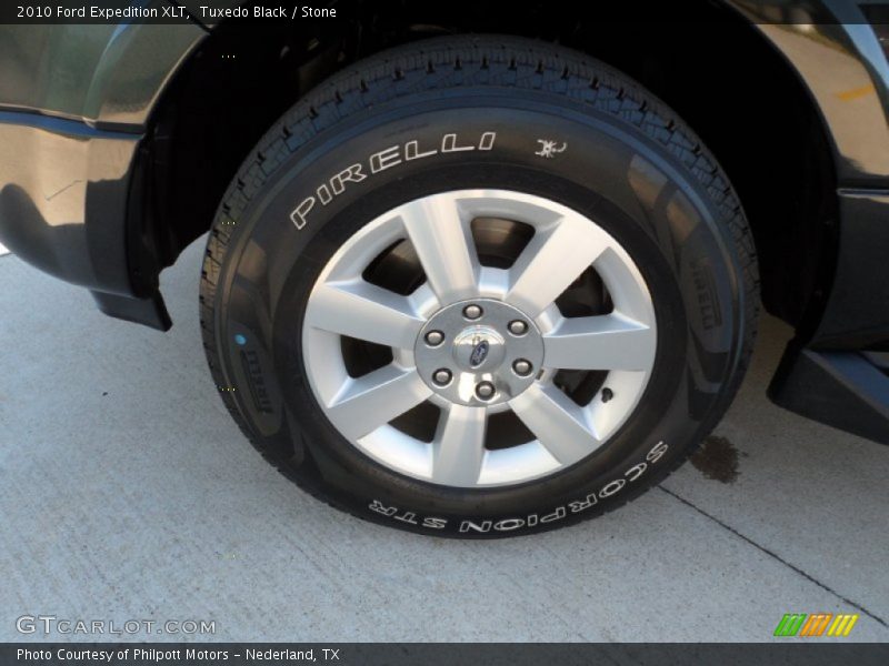 Tuxedo Black / Stone 2010 Ford Expedition XLT