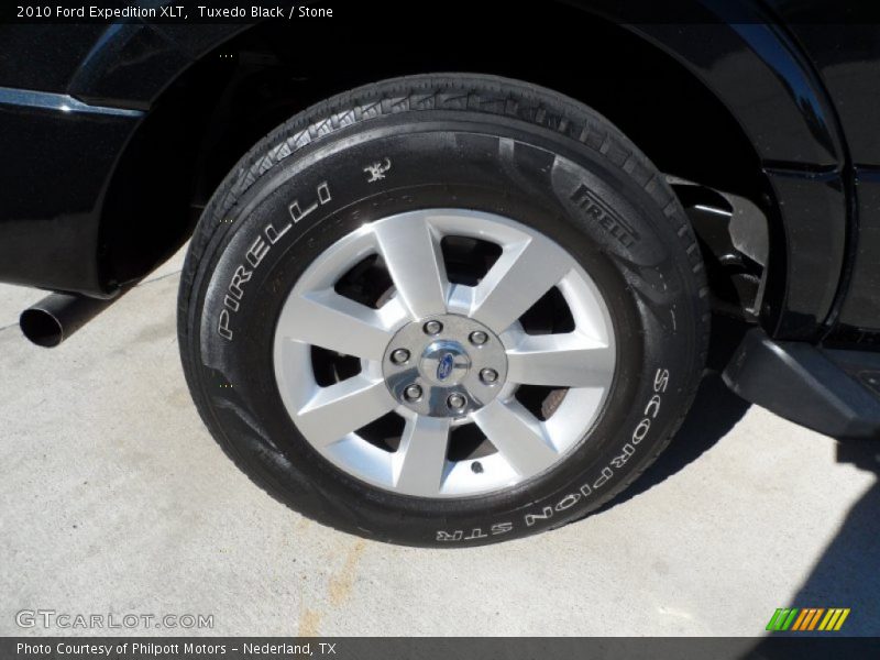 Tuxedo Black / Stone 2010 Ford Expedition XLT