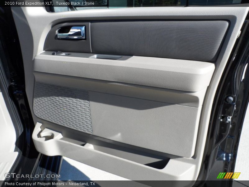 Tuxedo Black / Stone 2010 Ford Expedition XLT