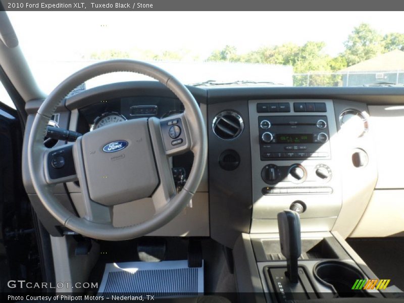 Tuxedo Black / Stone 2010 Ford Expedition XLT