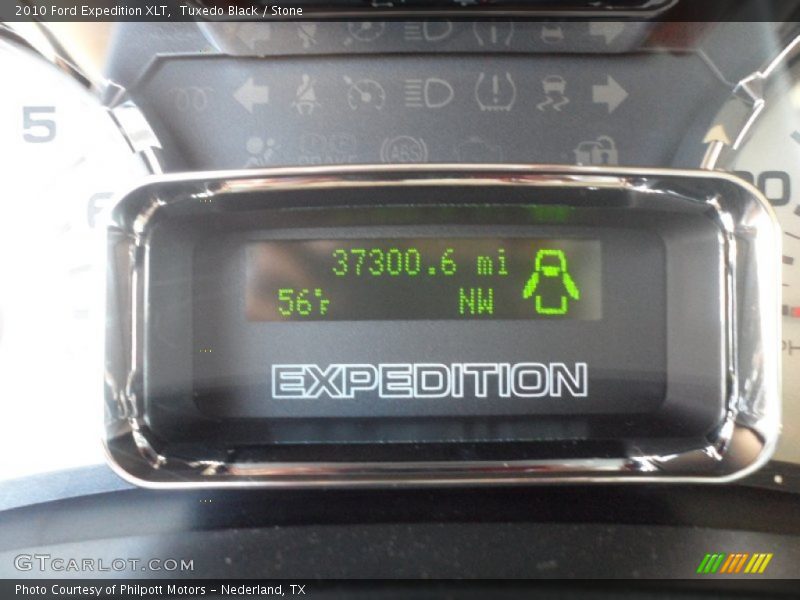 Tuxedo Black / Stone 2010 Ford Expedition XLT