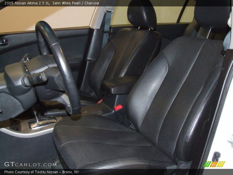 Satin White Pearl / Charcoal 2005 Nissan Altima 2.5 SL
