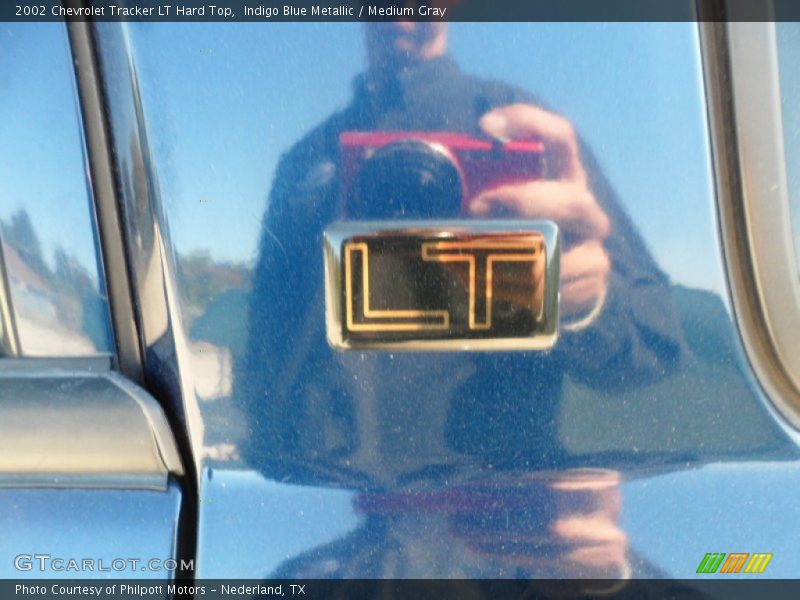  2002 Tracker LT Hard Top Logo