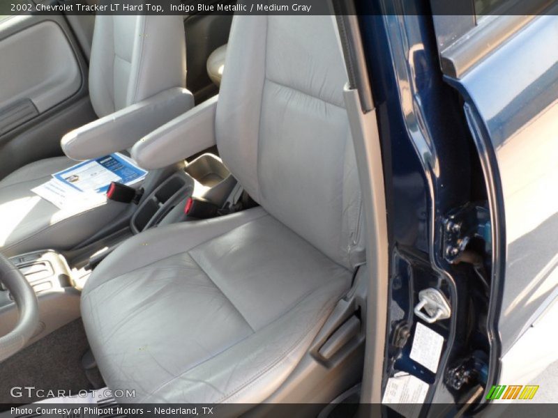Indigo Blue Metallic / Medium Gray 2002 Chevrolet Tracker LT Hard Top