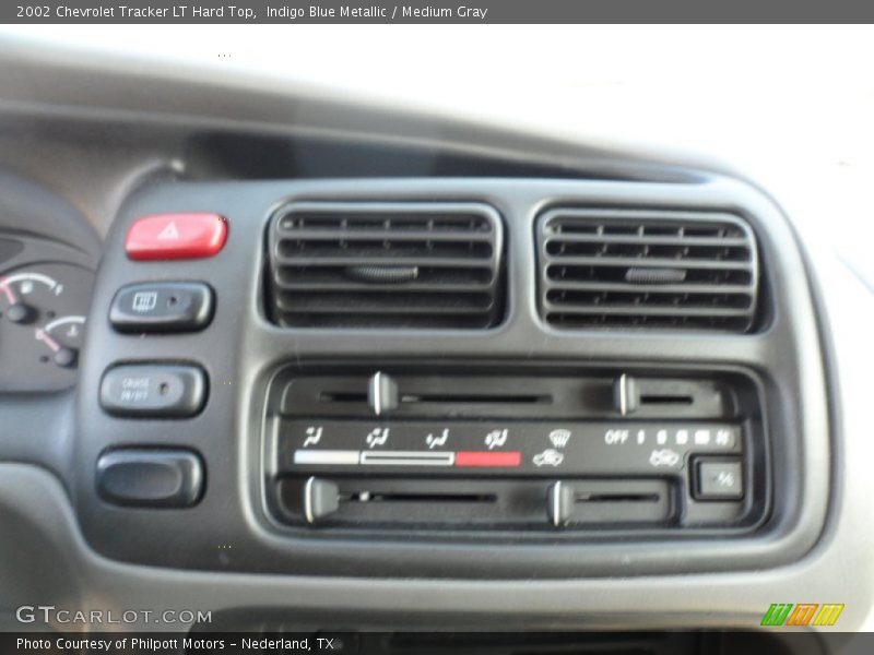 Indigo Blue Metallic / Medium Gray 2002 Chevrolet Tracker LT Hard Top
