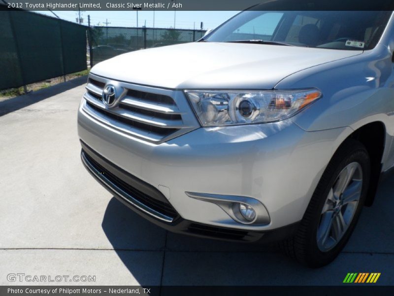 Classic Silver Metallic / Ash 2012 Toyota Highlander Limited